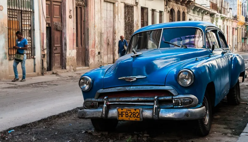 Cuba met chauffeur