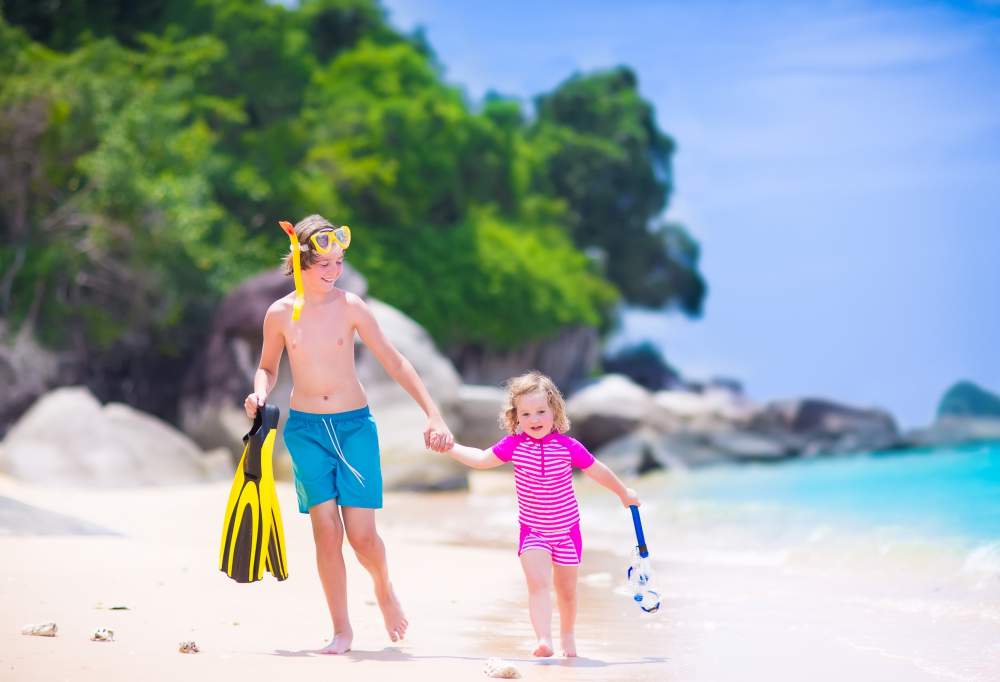 Maleise kampungs, thee en jungle