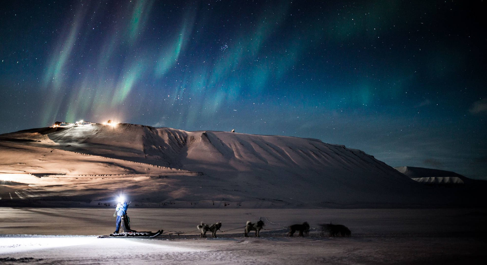 Oslo en Spitsbergen reis in het noorderlicht seizoen