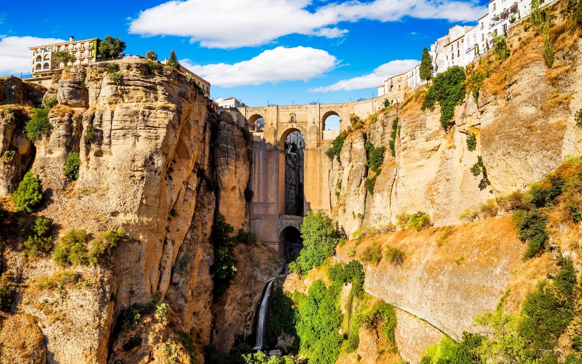 Avontuur in Andalusië: Wandelingen, witte dorpen & culturele schatten