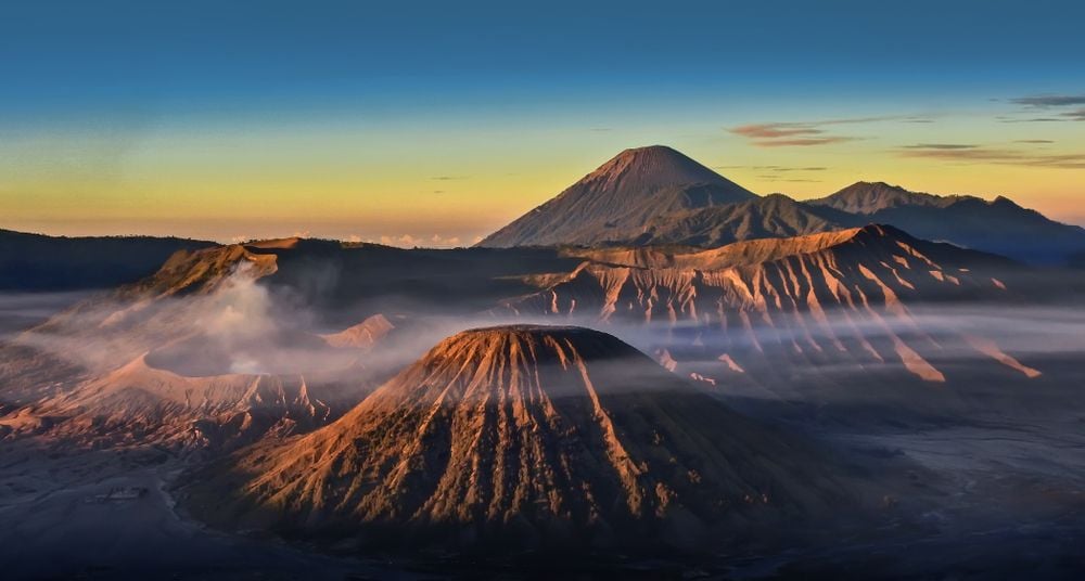 Tempels en strand op Java en Bali