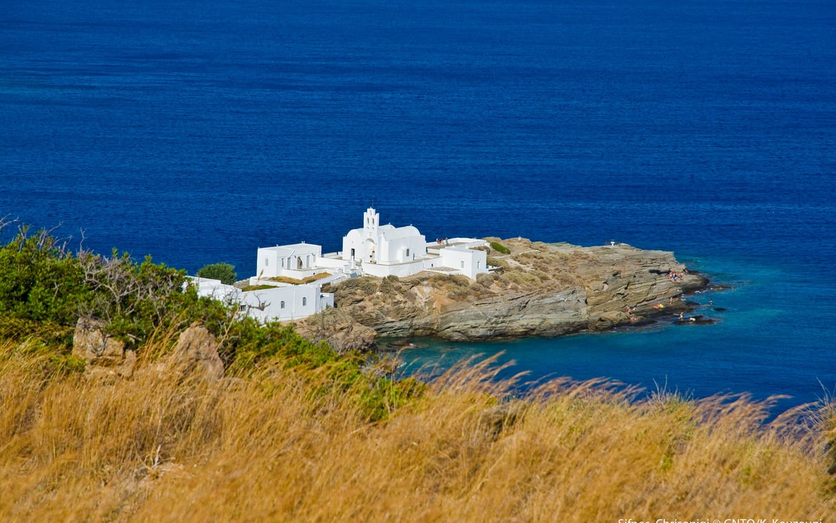 Een charmante reis naar het einde van de wereld: Amorgos en Sifnos
