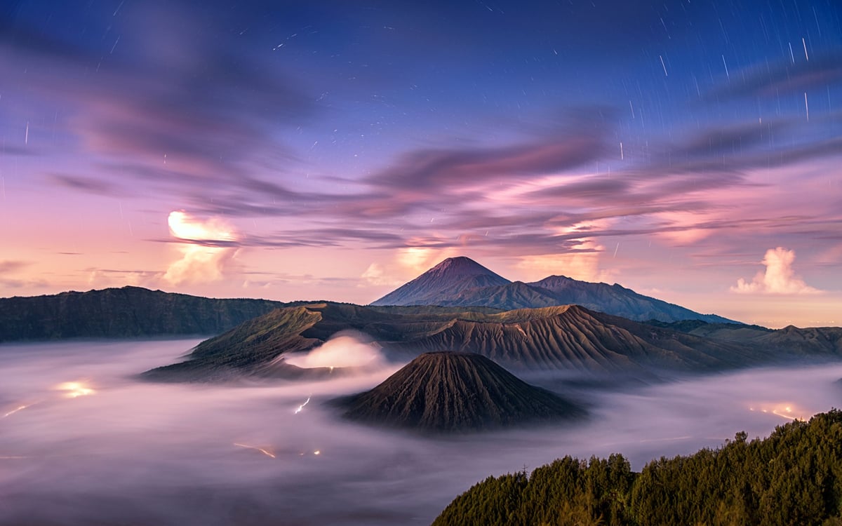 Tempels en strand op Java en Bali