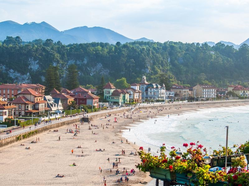 Van bergen tot stranden: een gezinsavontuur in het Noorden van Spanje
