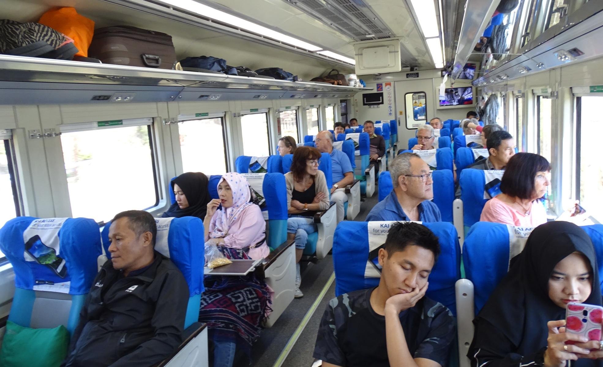 Rondreis 19 dagen Java per trein