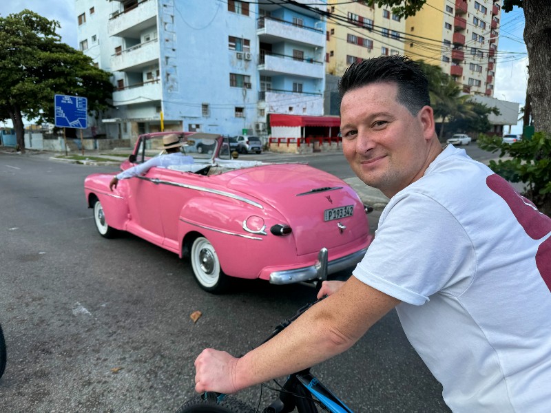 La Isla Bonita