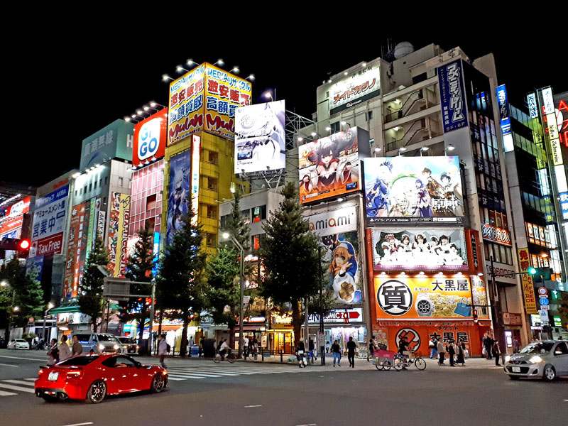 Langs de hoogtepunten en van het gebaande pad in Japan