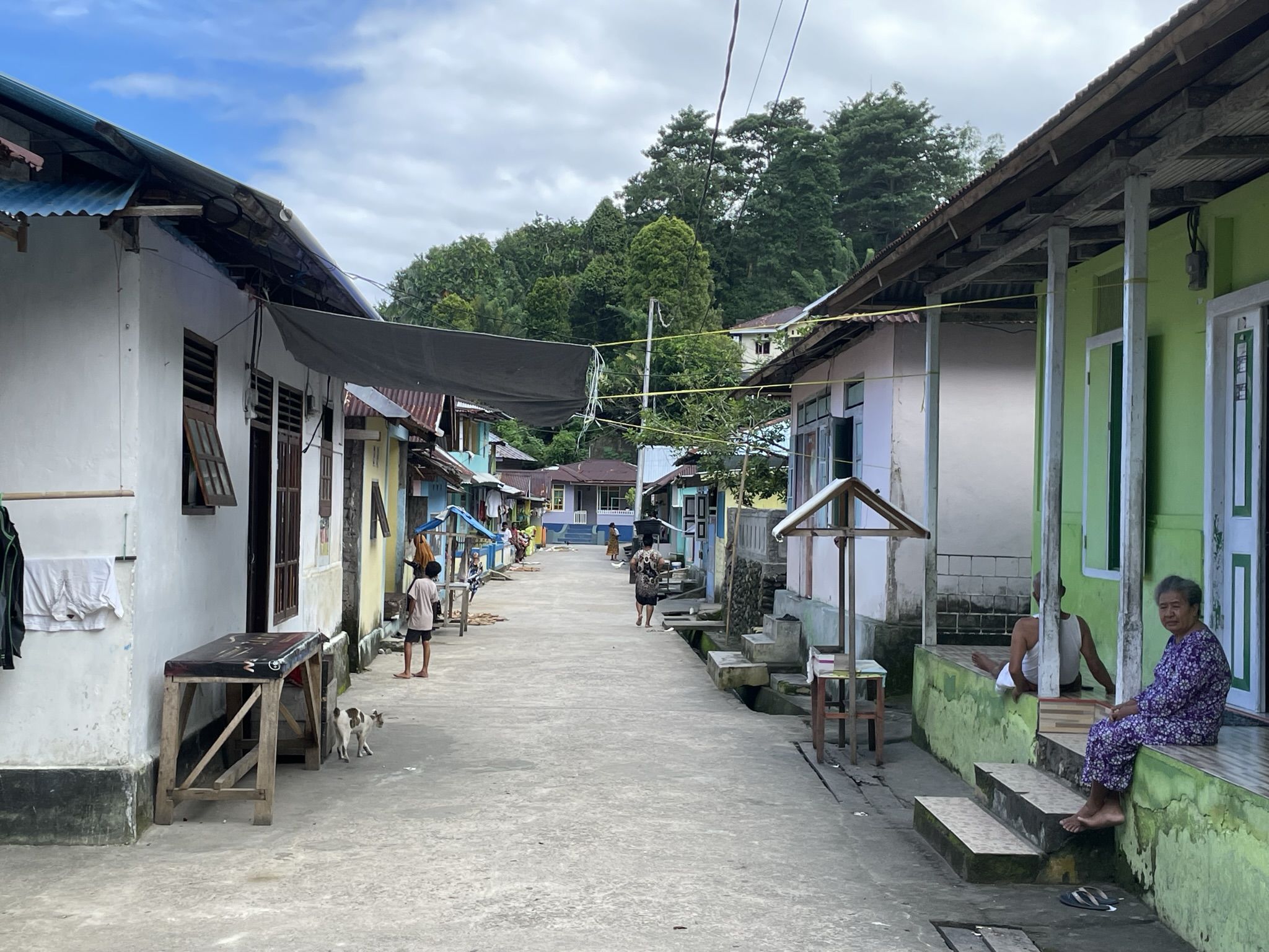 Ambon, Saparua en Seram, uitgebreid