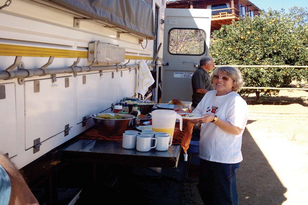 10 dagen Serengeti Trek en Zanzibar strand comfort groepssafari