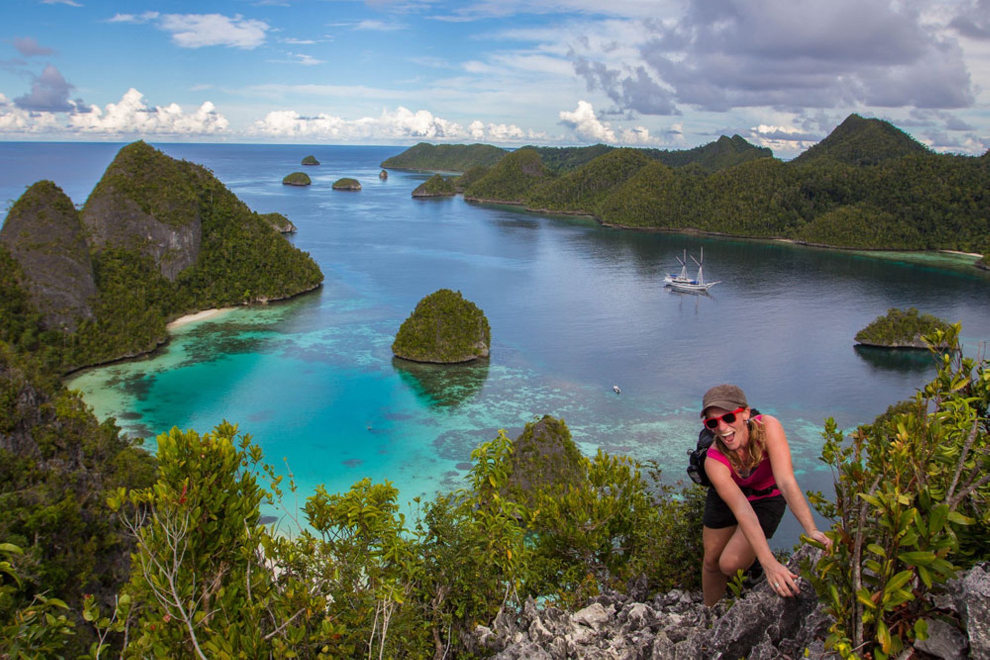 Cruise Ombak Putih Wallace Trails&Sails Ternate-Sorong