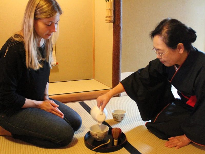 Japan in de winter: tempels, sneeuwapen en hete onsen