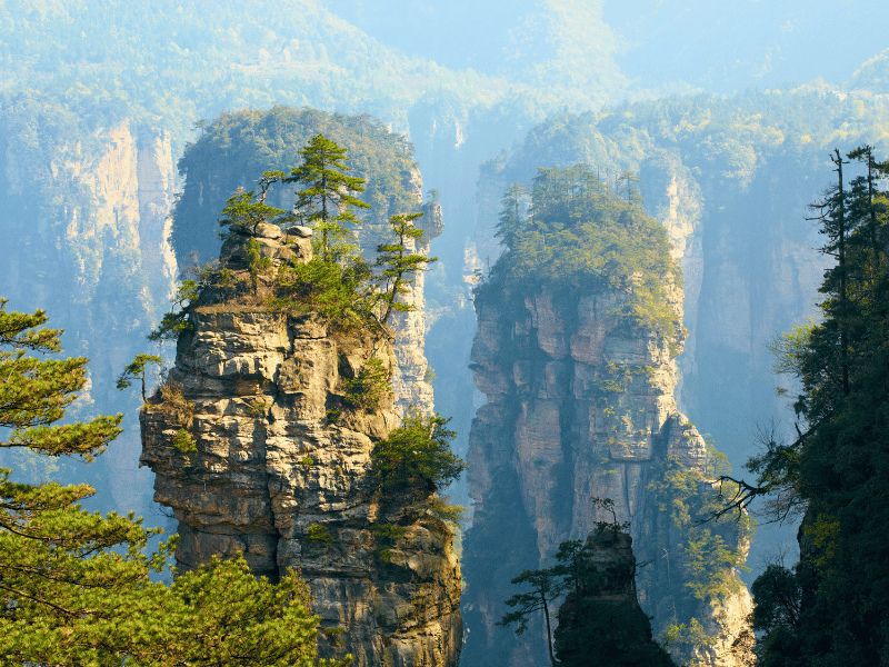 China’s natuurwonderen: karstbergen, rijstterrassen & blauwe meren